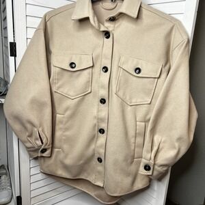 Staccato Shacket Womens Sz‎ Small Beige Long Sleeves Button Up Oversized Outdoor